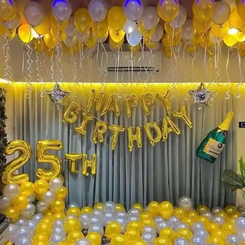 Gold Birthday Balloon Decoration.